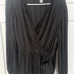 Women’s black top from H&M 
