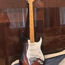 Fender Stratocaster Vintra II