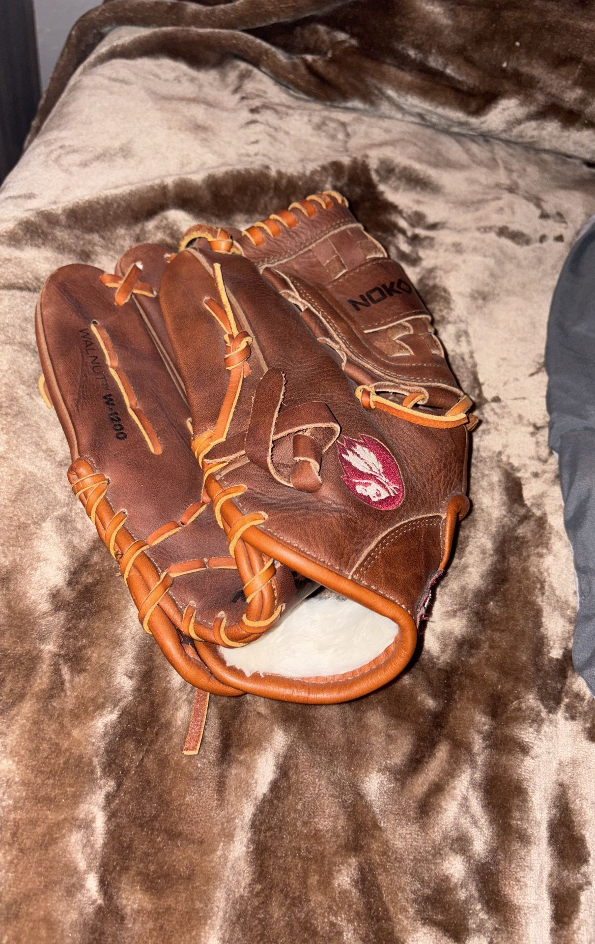 Lefty Baseball Glove
