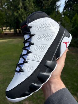 Jordan 9 Space Jam