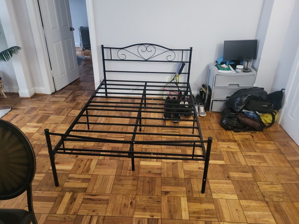 Full Bed Frame Metal Black