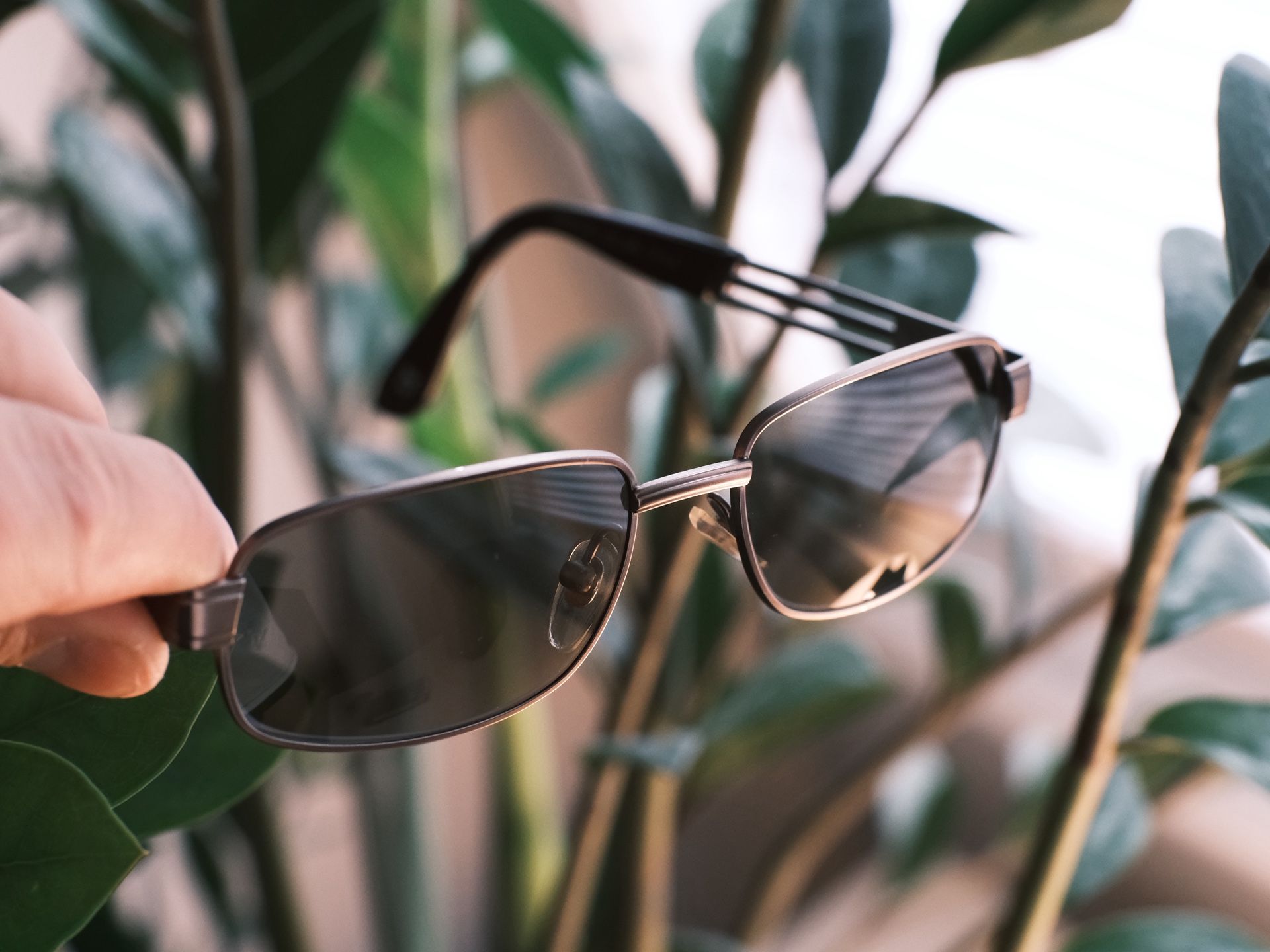 Versace Mod. S16 Col. 948 Matte Silver Frame Black Lens Sunglasses Italy Vintage