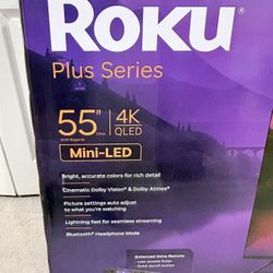 Men’s Crocs- slip Ons  (size 7) 