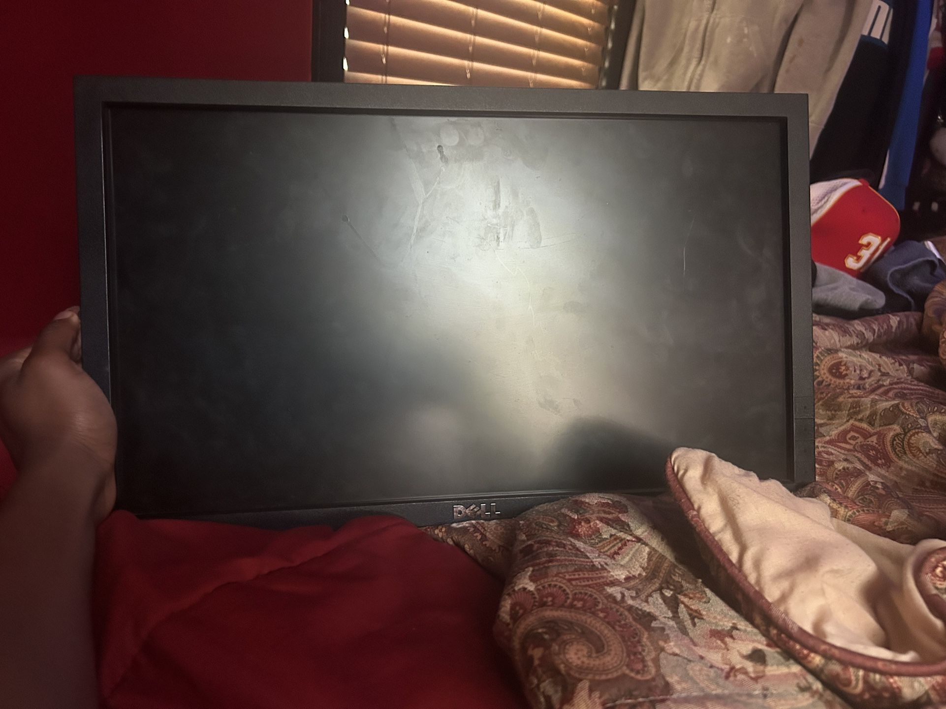 Dell 22in Monitor (NO POWER CORD)