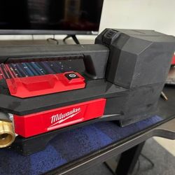 Milwaukee water pump