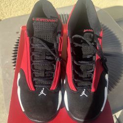 Gym Read 14s