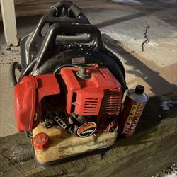 Shindaiwa EB630 Leafblower 200 mph manufactured by Echo makers works very well , fresh oil gas mix