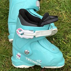 Small Kids Ski Boots 