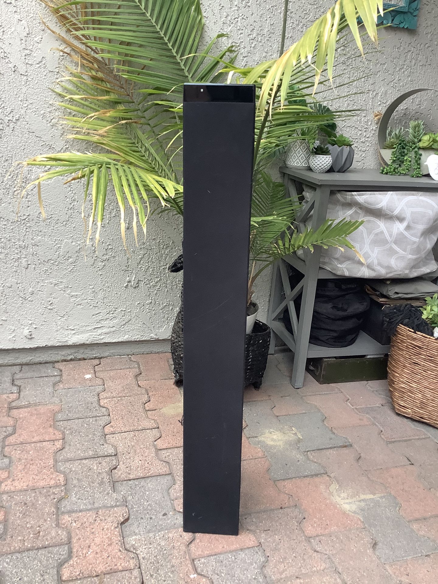 Bluetooth Vertical Sound Speaker