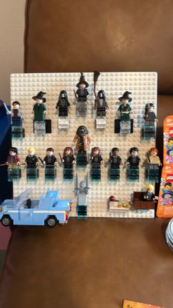 Harry Potter collector figs car and accessories figs in perfect condition 18