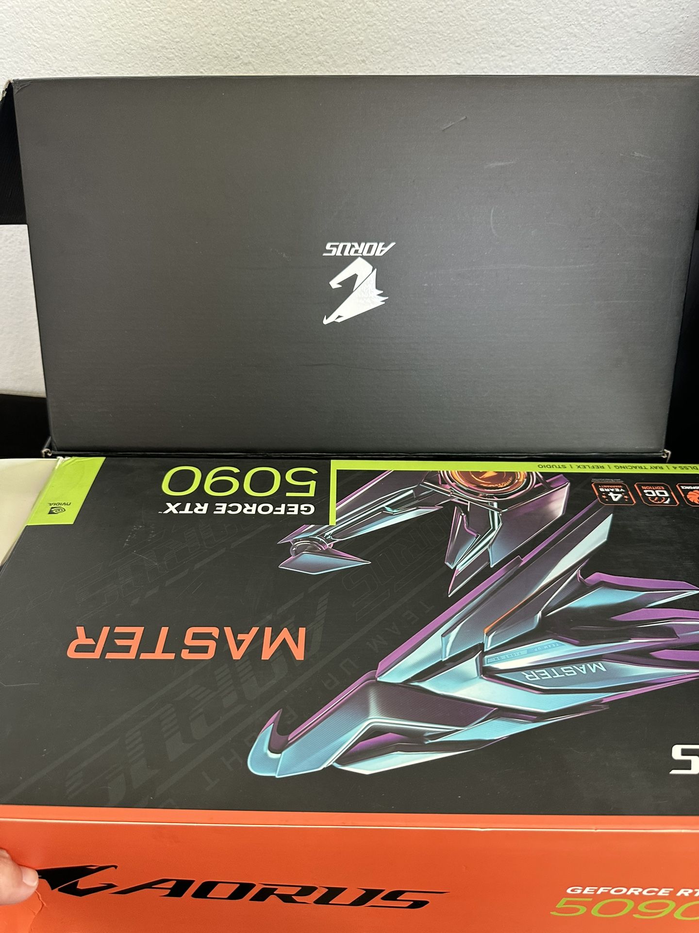 5090 Case , Aorus