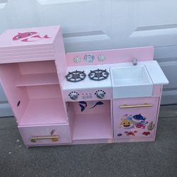 Play Kitchen