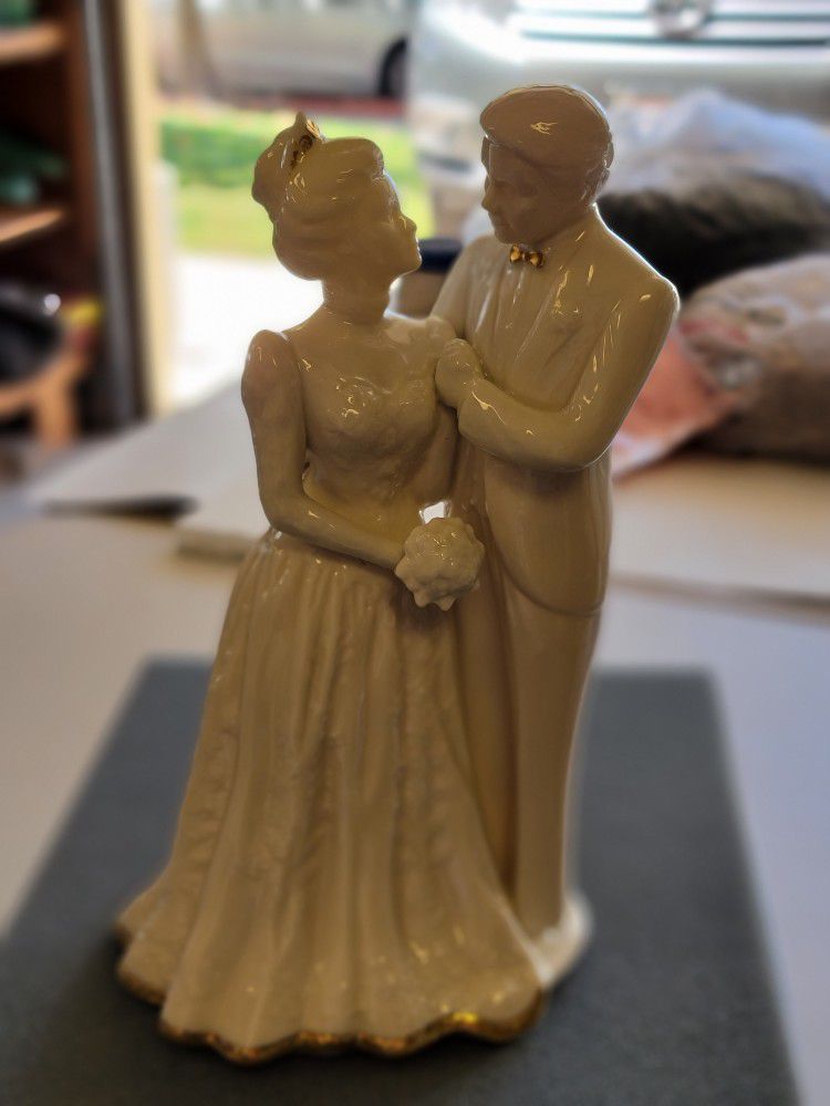 Lenox "Wedding Promise Collection" Cake Topper