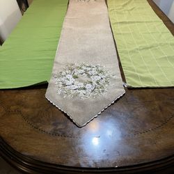 Pulaski Pedestal Table.  