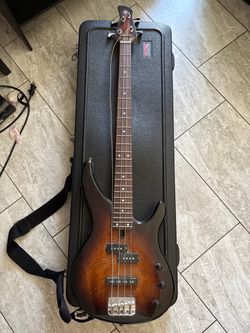 Yamaha TRBX174EW Bass