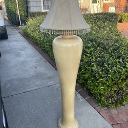 Stand Up Lamp