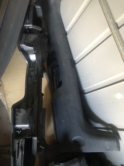 2020 Infiniti Q50 utilizes an air intake system and trunk cover