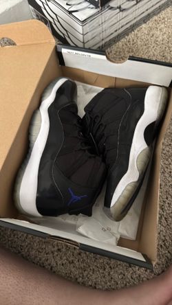 Jordan 11 Space Jam