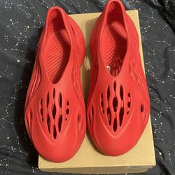 Adidas Yeezy Vermillion Foam RNNR