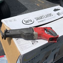 Milwaukee M18 Sawzall Hackzall
