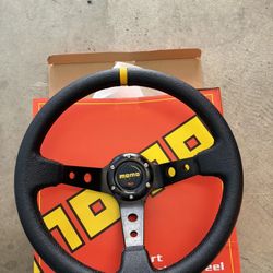 MOMO Style Steering Wheel New