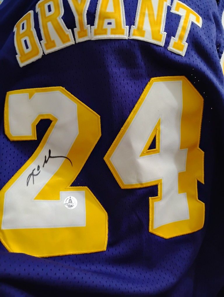 Kobe Bryant Signed Autograph COA Jersey Auto Autographed Los Angeles Lakers