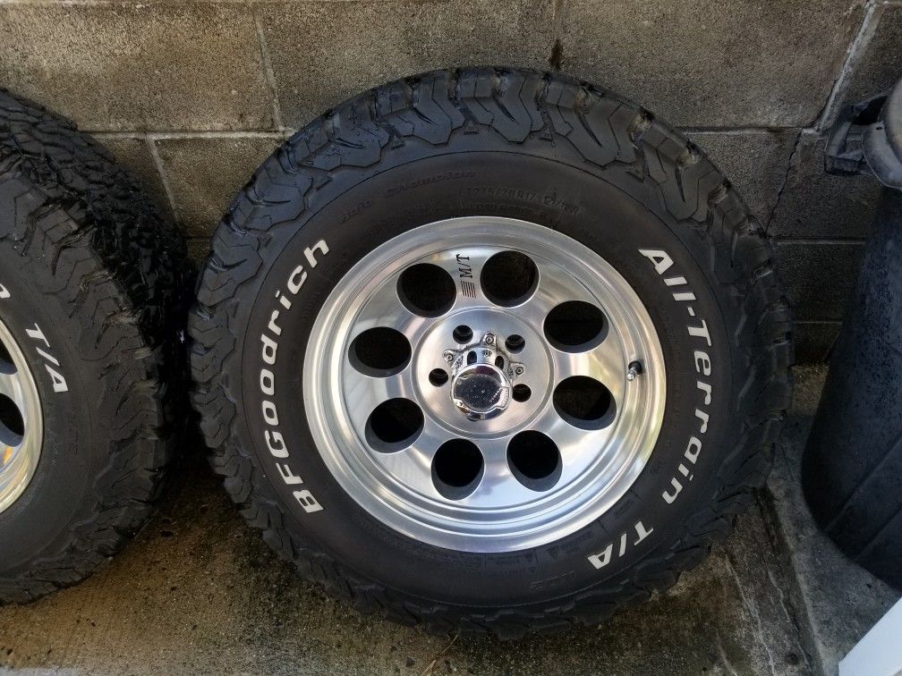 Jeep 5x127 Or 5x5 Rims And Tires