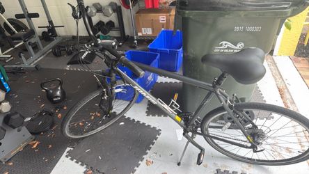 Men’s Jamis bike 24 speed