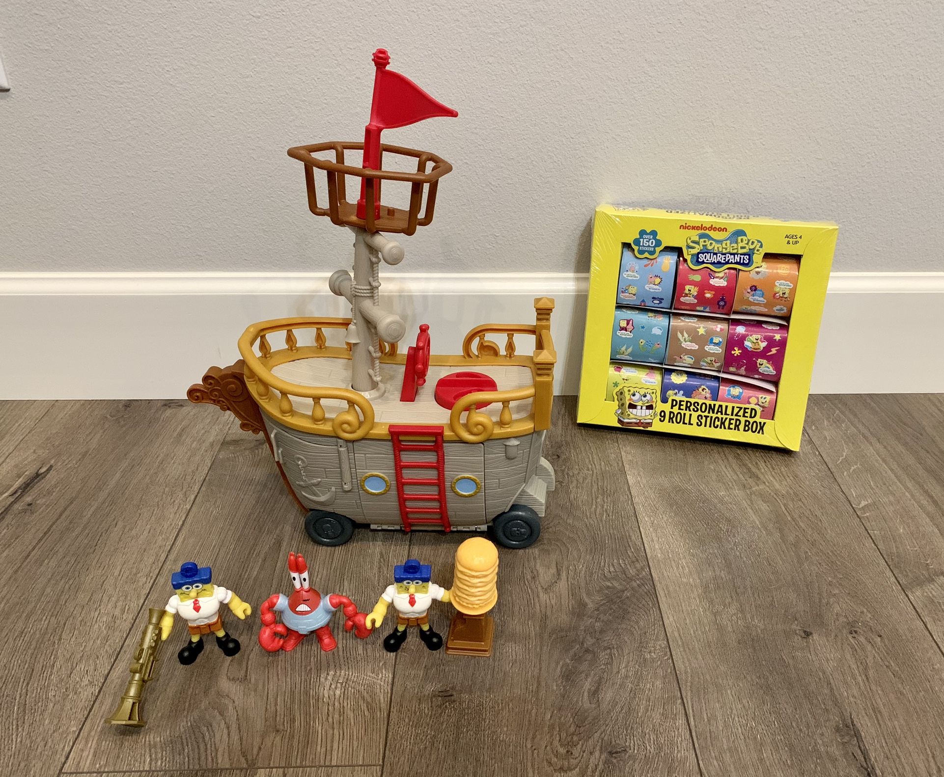 Imaginext Sponge Bob Pirate Ship & Sticker Set