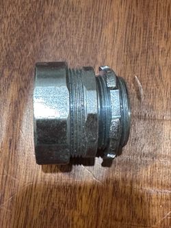 Sigma 1-1/4 inch Rigid Metal Conduit RMC IMC Steel Compression Connector Fitting