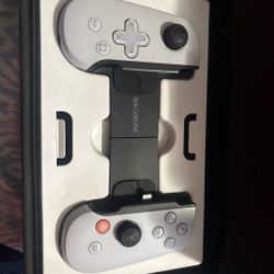 Ps backbone gaming control/ Apple Watch