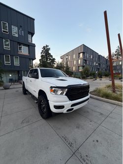 O FOR SALE: 2020 RAM 1500 Big Horn EcoDiesel 4x4