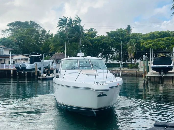 2005 Tiara Sovran 3600