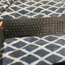 Black Lightly Used Keyboard 