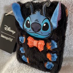Disney Loungefly STITCH Wallet (Price Is Firm)