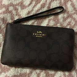 Coach large wristlet