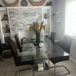 Dining Room Table 