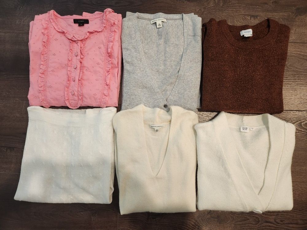 6 J. Crew, Banana Republic, Old Navy, Gap Long sleeve sweaters and cardigans, blouse, size M , good condition