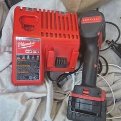 Milwaukee  Taladro  M 18