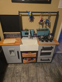 Kids play kitchen