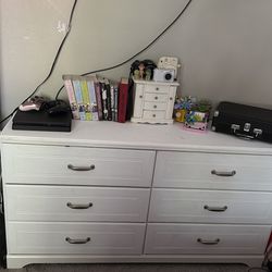 white 6 drawer dresser