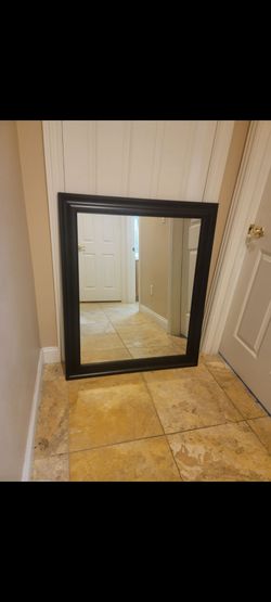 Large mirror in great condition
