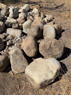 Free landscape rocks 🪨