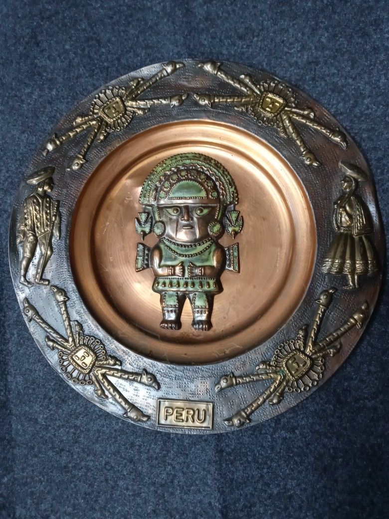 Peruvian Plate For Decoration.