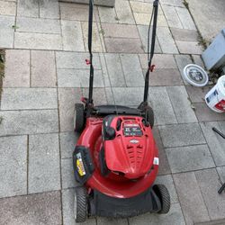 Troy-Bilt 21” Lawn Mower with Mulching Blade