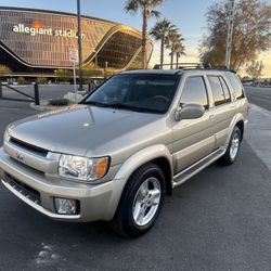 2001 Infiniti QX4