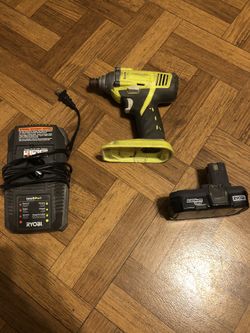 Ryobi impact Driver kit 38$