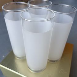 4 Pc Frosted White/Clear Elegant Glass Set
