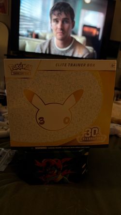 Pokémon 30th anniversary ETB