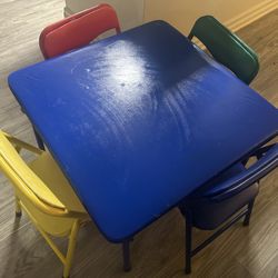 Used Kids metal table set in great condition
